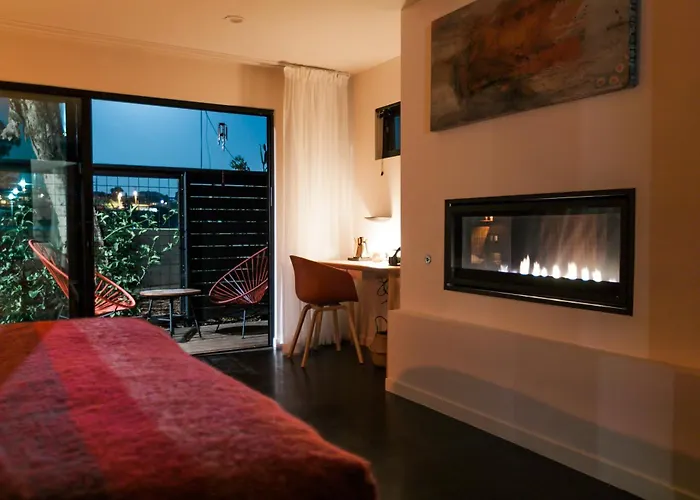 Twelve Senses Retreat